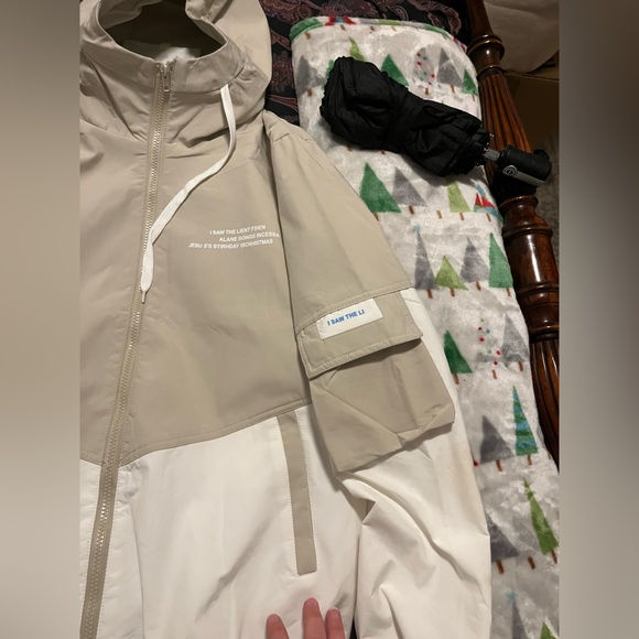 Rain Jacket - Picture 4 of 7